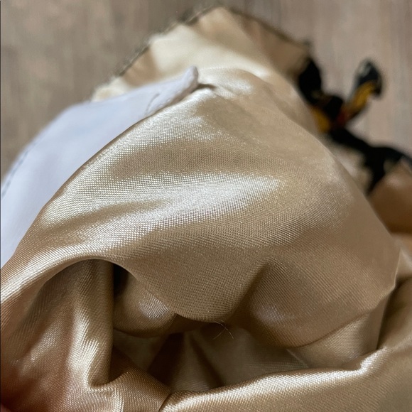 •| final s a l e - Picture 3 of 7